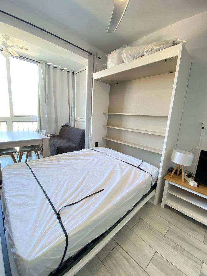 Studio Avec Piscine Et Parking Rosas Exterior foto