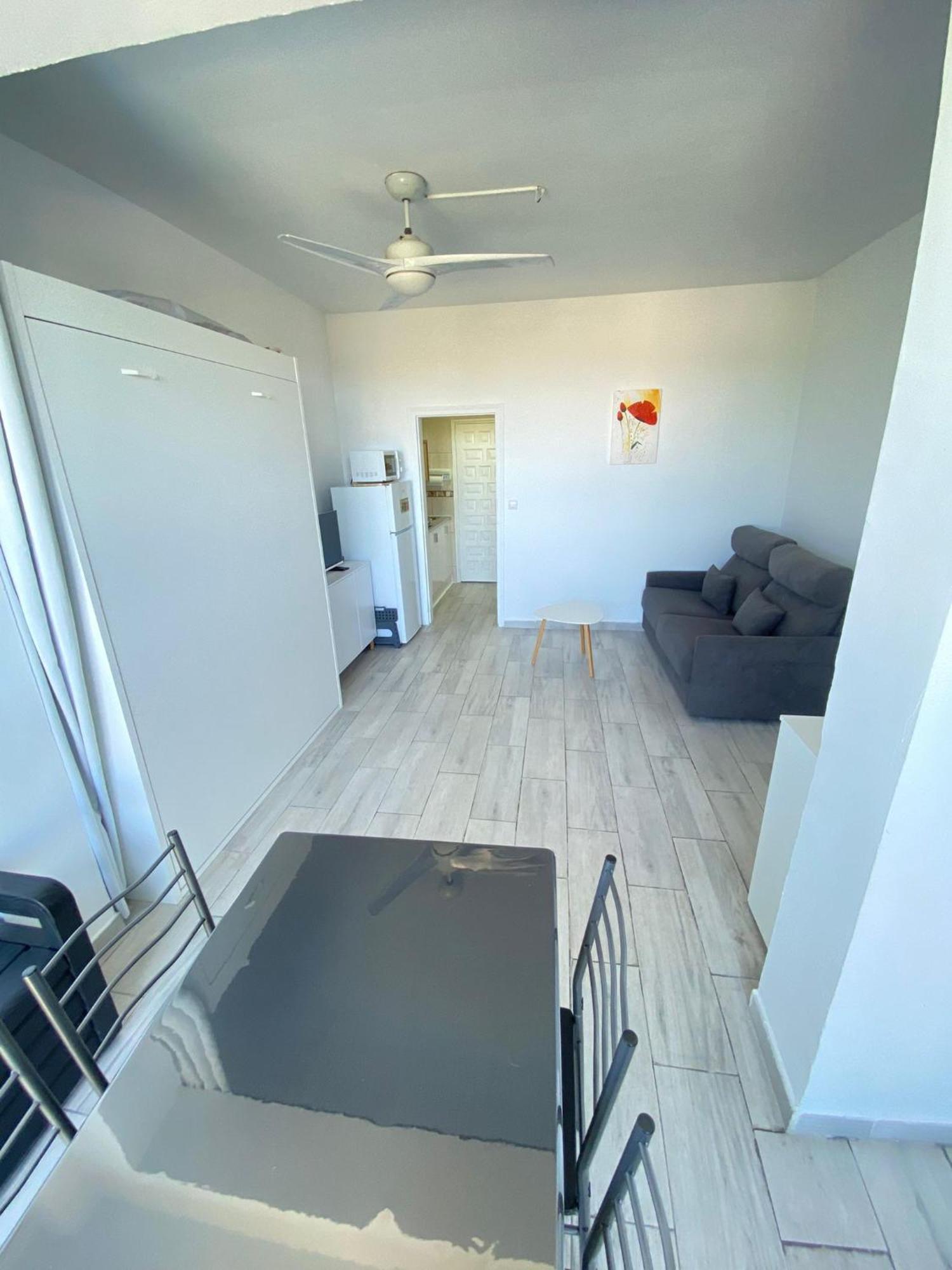 Studio Avec Piscine Et Parking Rosas Exterior foto